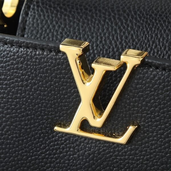 14e552a8d4c1656d4547d9d6186a580142cc879d 79-Louis Vuitton Capucines Chain On You
