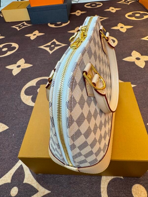 26LV speedy252d846849480a5f6d50886a091ad5cfb3 26-LV speedy25