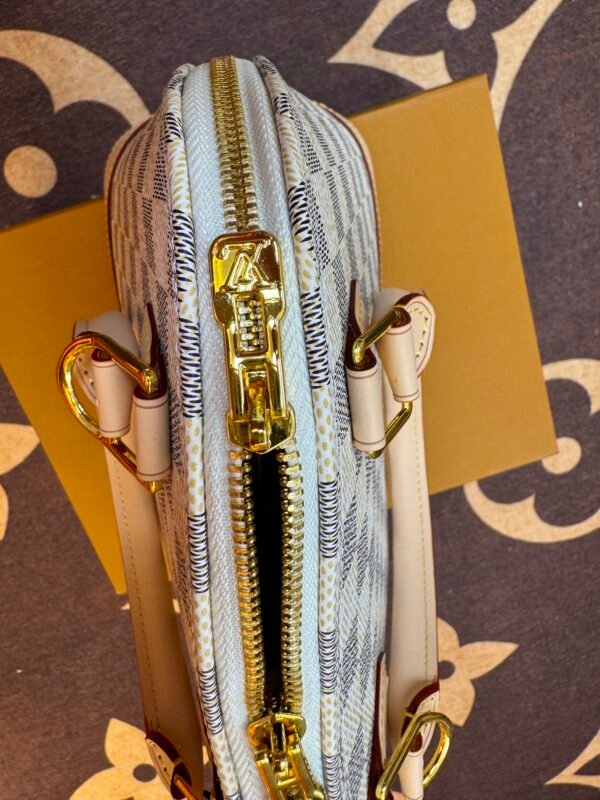 26LV speedy25f2ce1bb61667d43c55b96ce0368e4521 26-LV speedy25