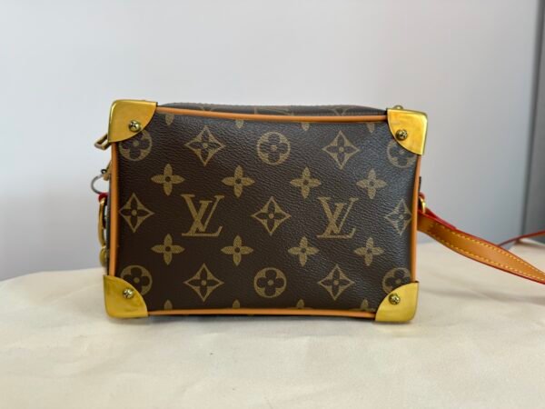 2d87584118aa4e4e113d1ddb7334880a 10-LV Mini Soft Trunk Bag