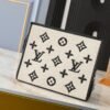 78-Louis Vuitton Chain Bag