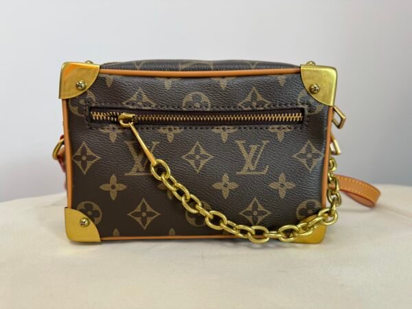 b6d0d13c4880bc66f7fc996283937394 10-LV Mini Soft Trunk Bag