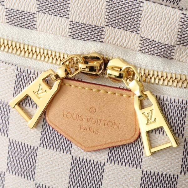 bcc82d65245999949cec9e7f6c6f60e92a8678d4 (1) 80-Louis Vuitton Bumbag