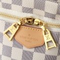 bcc82d65245999949cec9e7f6c6f60e92a8678d4 80-Louis Vuitton Bumbag