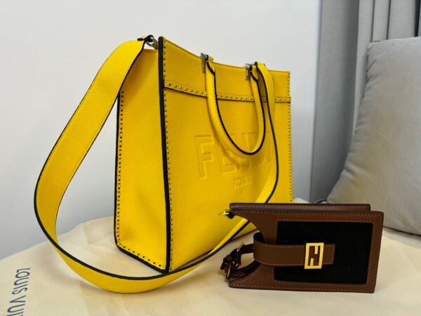 d4b06740792b2761a55fc935635c7c7f 13-FENDI Sunshine