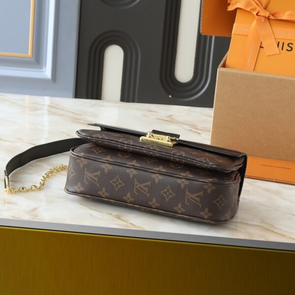 09d82e4fdc75b6b3337aaf1c43e8d9a0b2bf8ea7 94-LV Marceau Chain Bag
