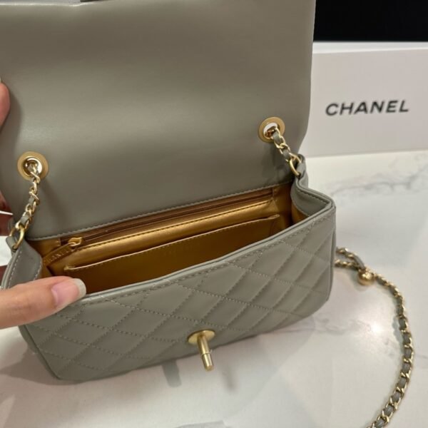 33d7053914aba0365ff1cc3503abb8e4978c1e4a 103-Chanel Classic Flap Bag with Gold Ball