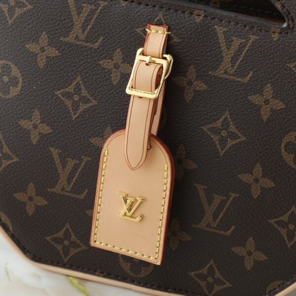 3dfd12dde568eeb17c2043e183faadce65eb1b19 86-LV AROUND ME Crossbody Bag