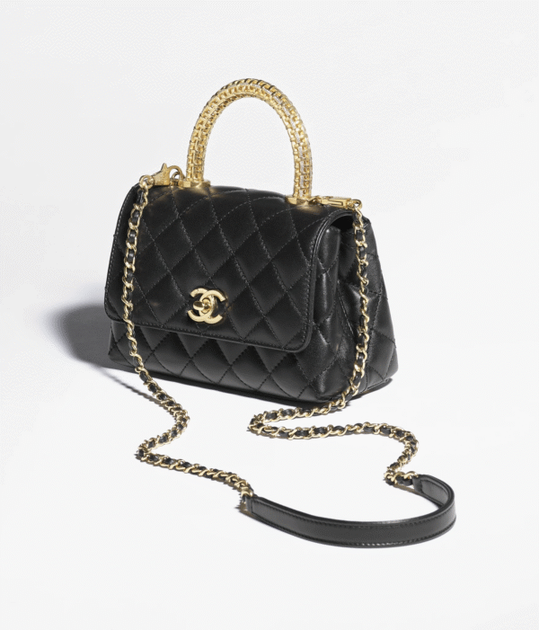 4c248985-fd66-4bd0-8ba6-f3ca4303e794 44-CC Chanel Coco Handle Handbag