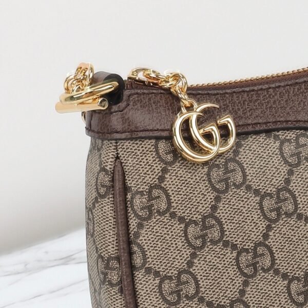 5b773e35735f44d0a6a9201221bb1ff2505fc32e 113-Gucci Ophidia Handle Bag