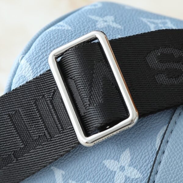 a68d84b4380055b626a83868235046b8a67631f6 92-LV Keepall 25