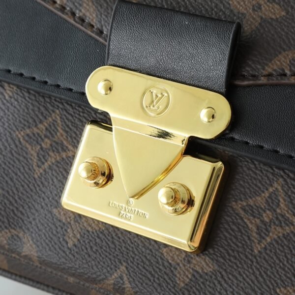 af5eb5bd69dafd0ff89f6d9ccea3b4b1491dcd14 94-LV Marceau Chain Bag
