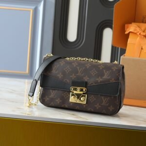 94-LV Marceau Chain Bag