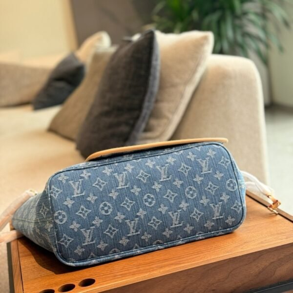 f712c97945cc2dec708a31109f36a080219b7762 89-LV Demin Neverfull MM