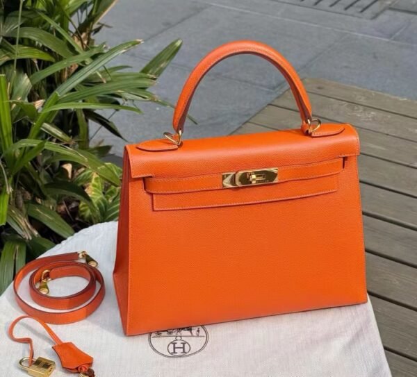 052-Hermes Kelly28