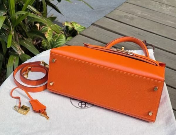 052-Hermes Kelly28